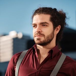 Meet your Posher, Comaniciu